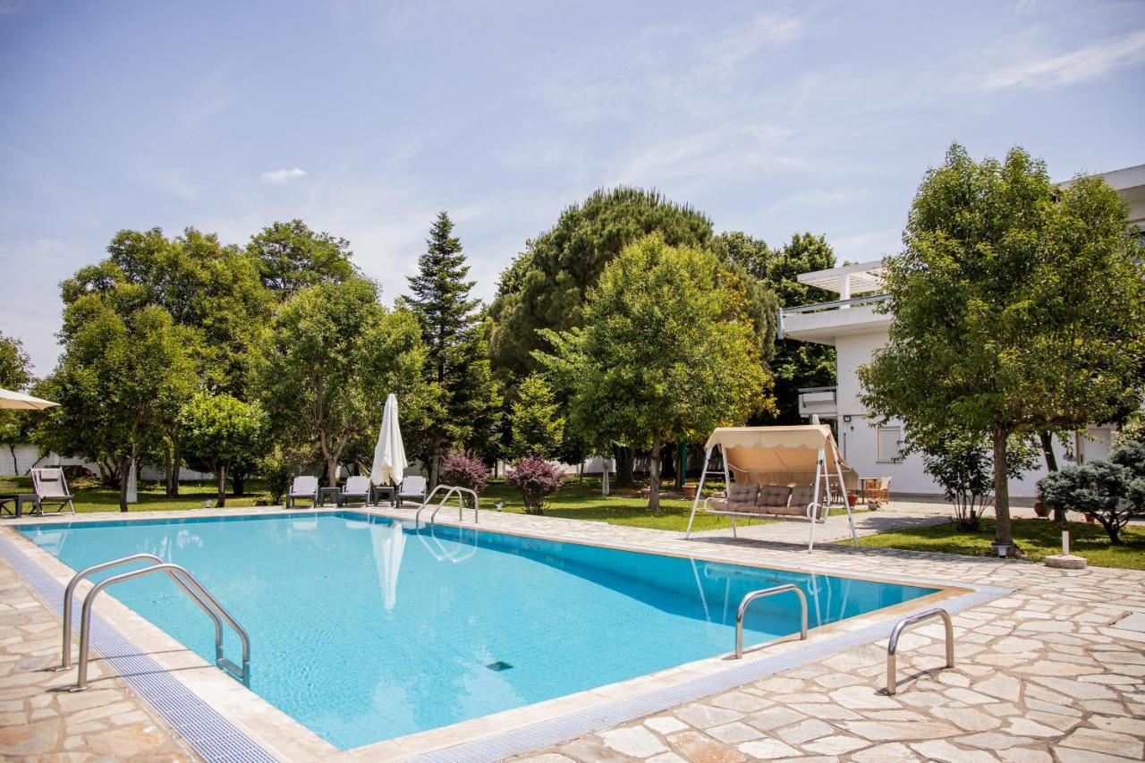 Zeusplace Poolvilla Natura Paralia Kateríni Luaran gambar